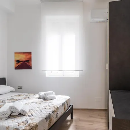 Casa de hóspedes The Queen In By Wonderful Italy 3*